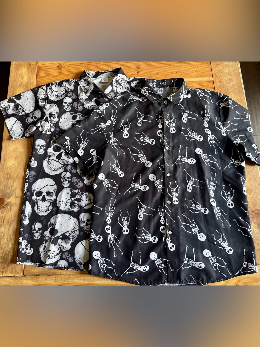 Lot Of 2 Men’s Halloween Skull Goth Style Button Down Shirts Size Medium